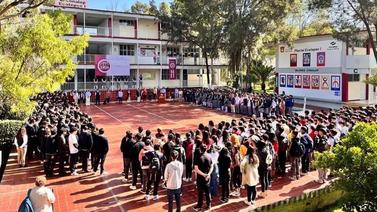 Industriales abren espacios a estudiantes de 13 carreras del Conalep