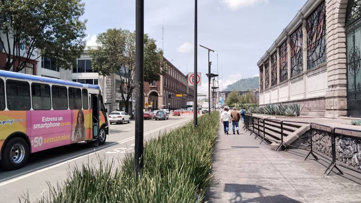 Toluca: Cierran calles del centro por preparativos patrios