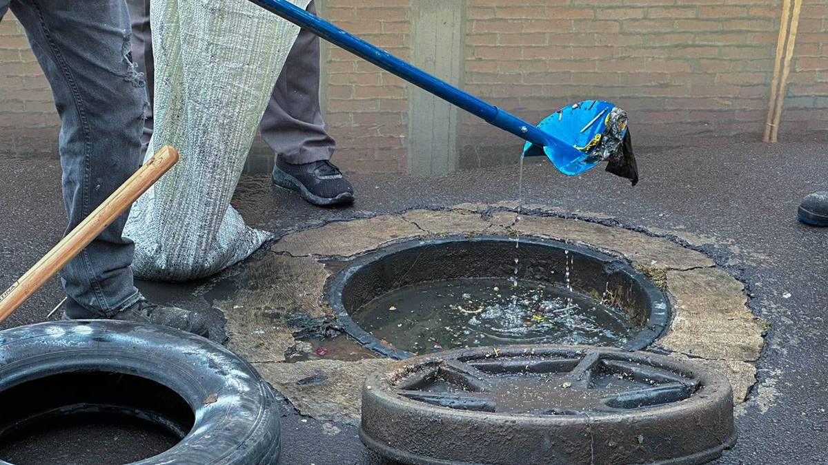 Valle de Chalco: retiran 800 toneladas de basura del drenaje al mes