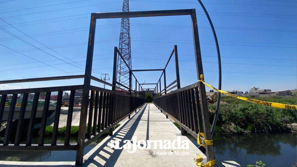 Aceleran construcción de puente peatonal Chimalhuacán y Neza