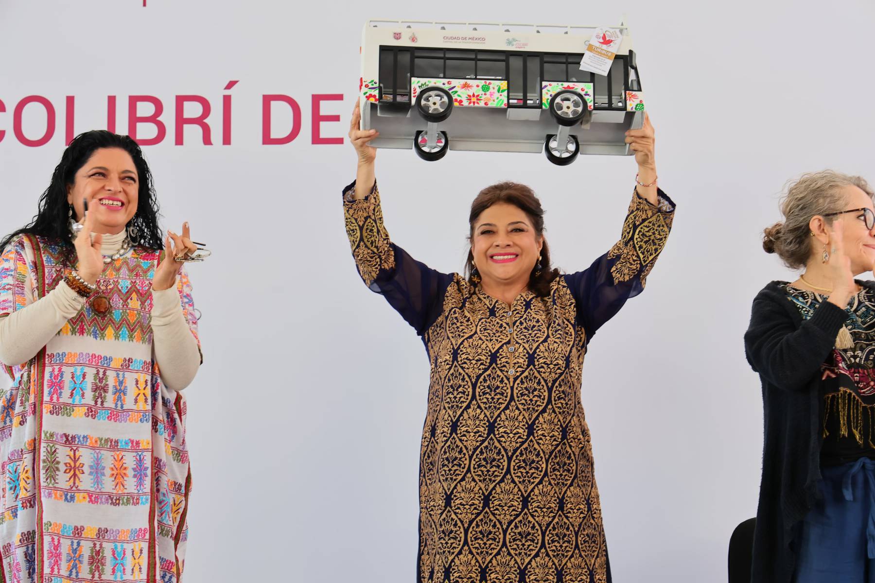 Brugada lanza Colibrí Viajero 