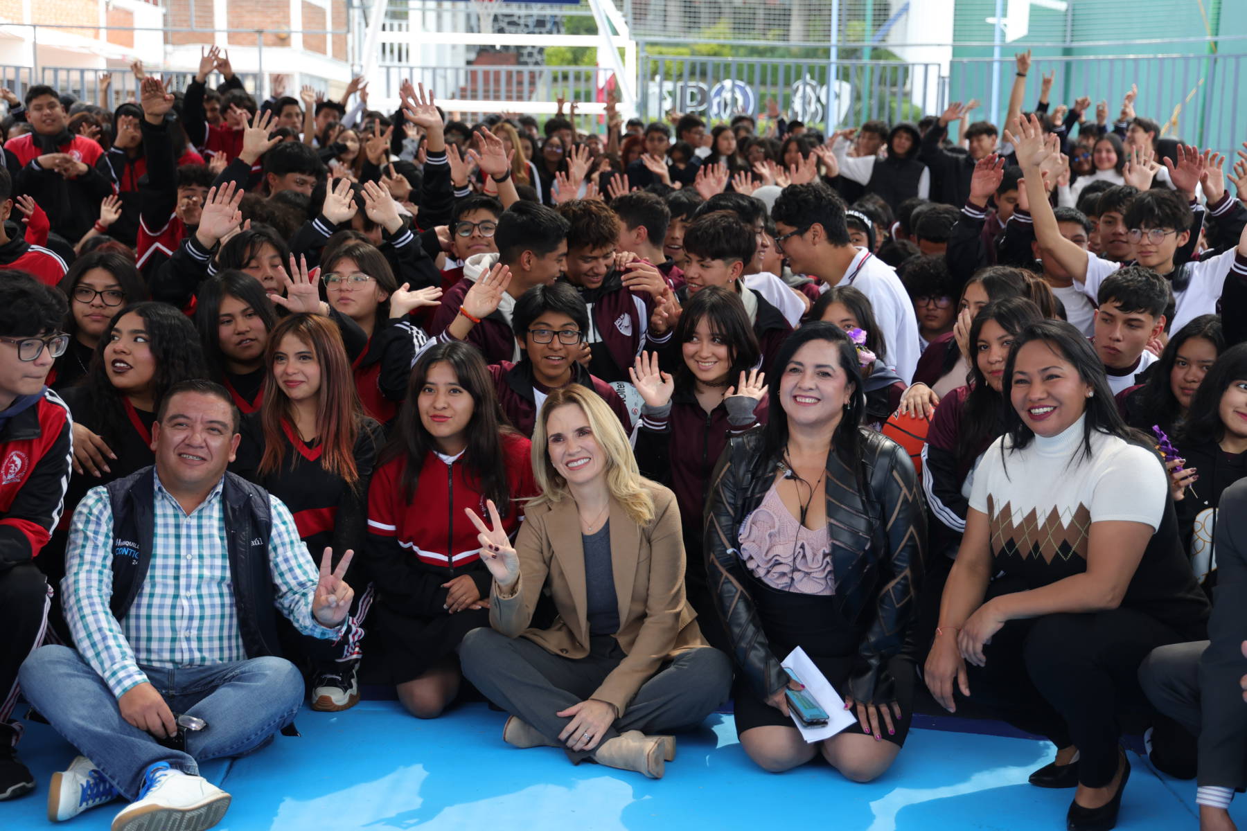 Beneficia Huixquilucan a mil 200 bachilleres, rehabilitan escuela con programa “Acción por la Educación”