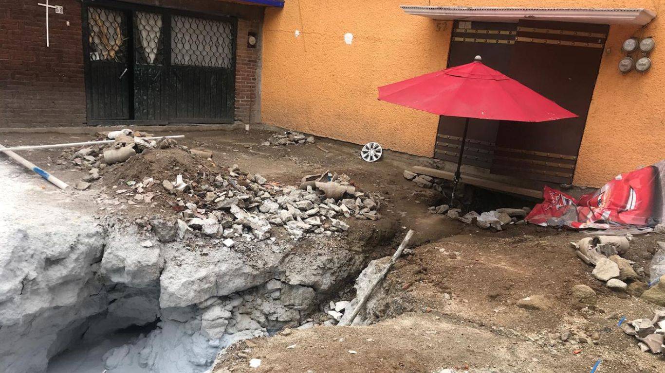 Edomex: Población en incertidumbre por cavernas debajo de las casas