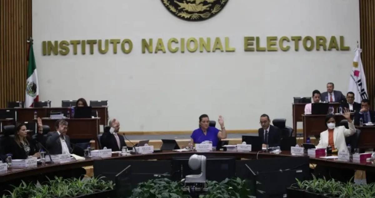 Ordenan al INE pagar multa por desacato sobre proceso electoral