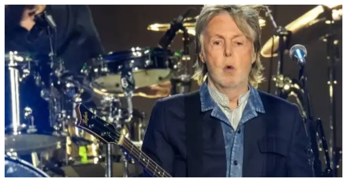 Paul McCartney cautiva con canciones memorables en concierto en México