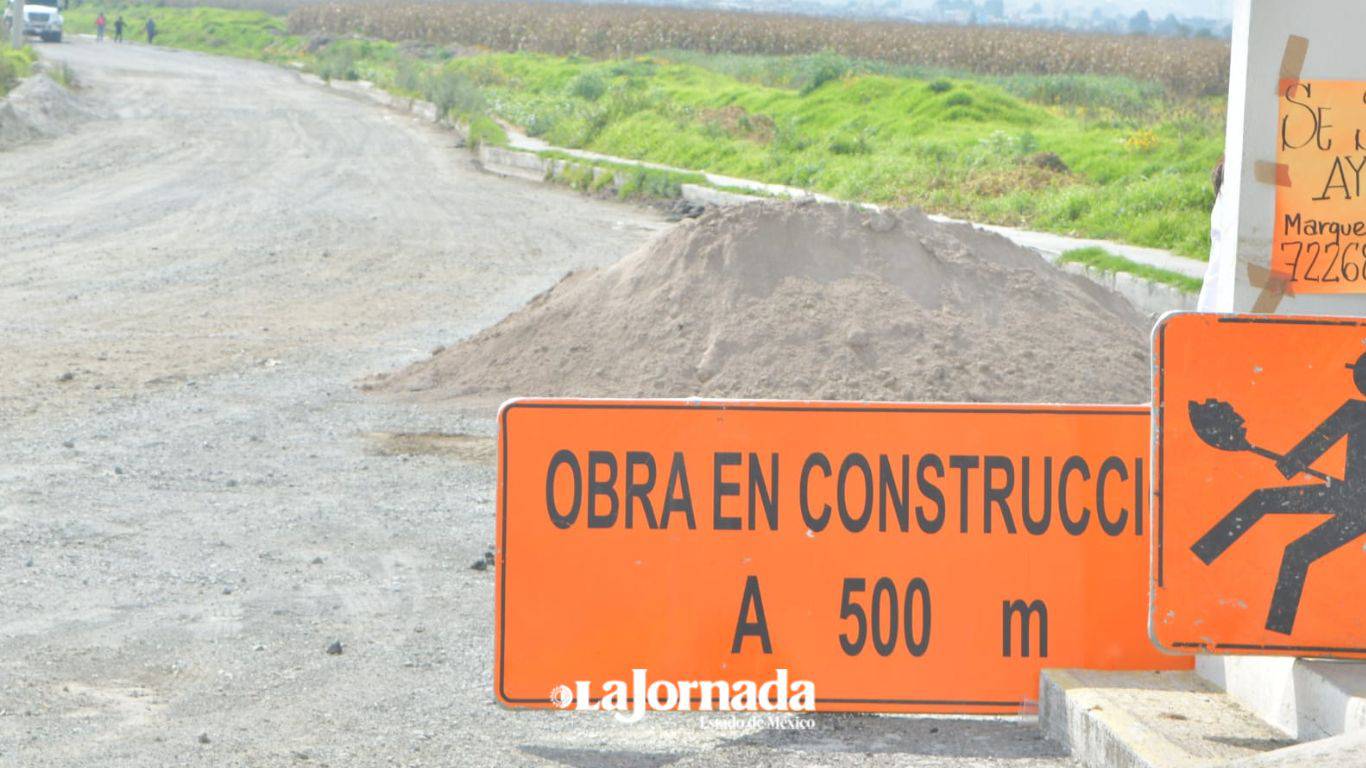 Mexicaltzingo: Denuncian construcción en zona protegida del humedal