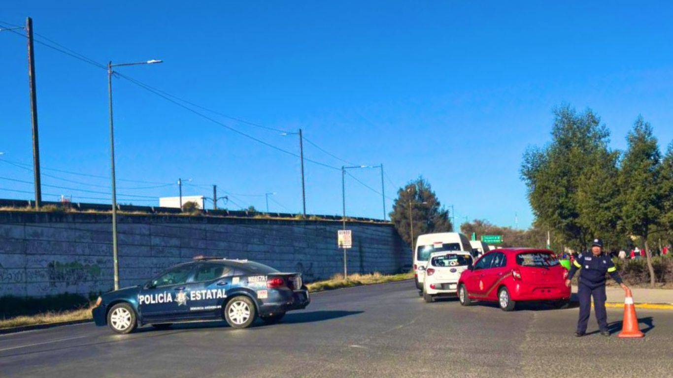 [VIDEO] Protesta ciudadana afecta circulación en Tollocan con dirección a Toluca