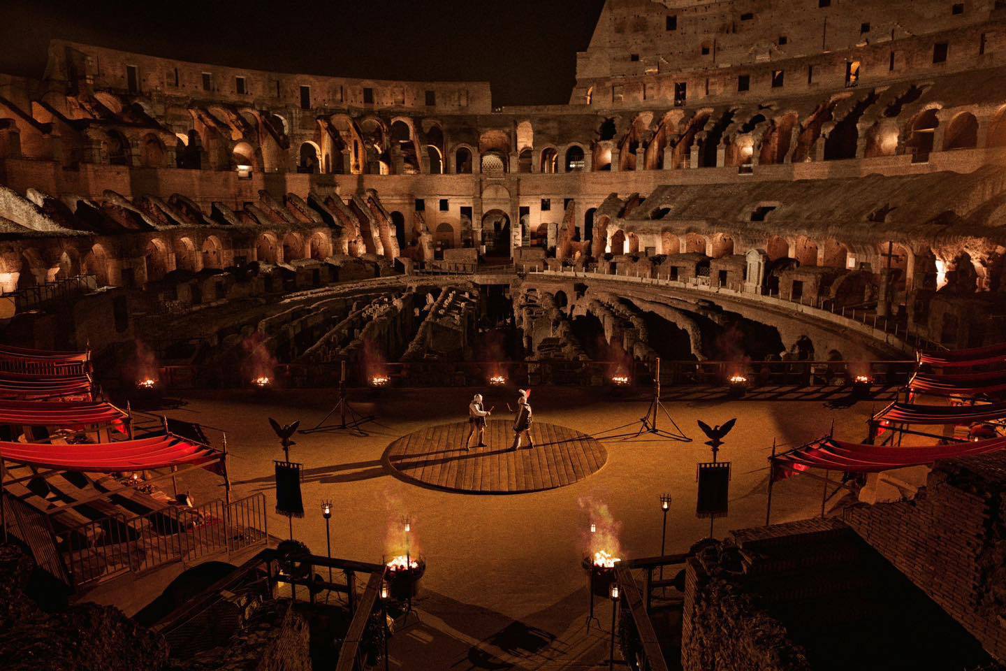 Airbnb y Gladiator II ofrecen experiencia exclusiva para luchar en el Coliseo Romano