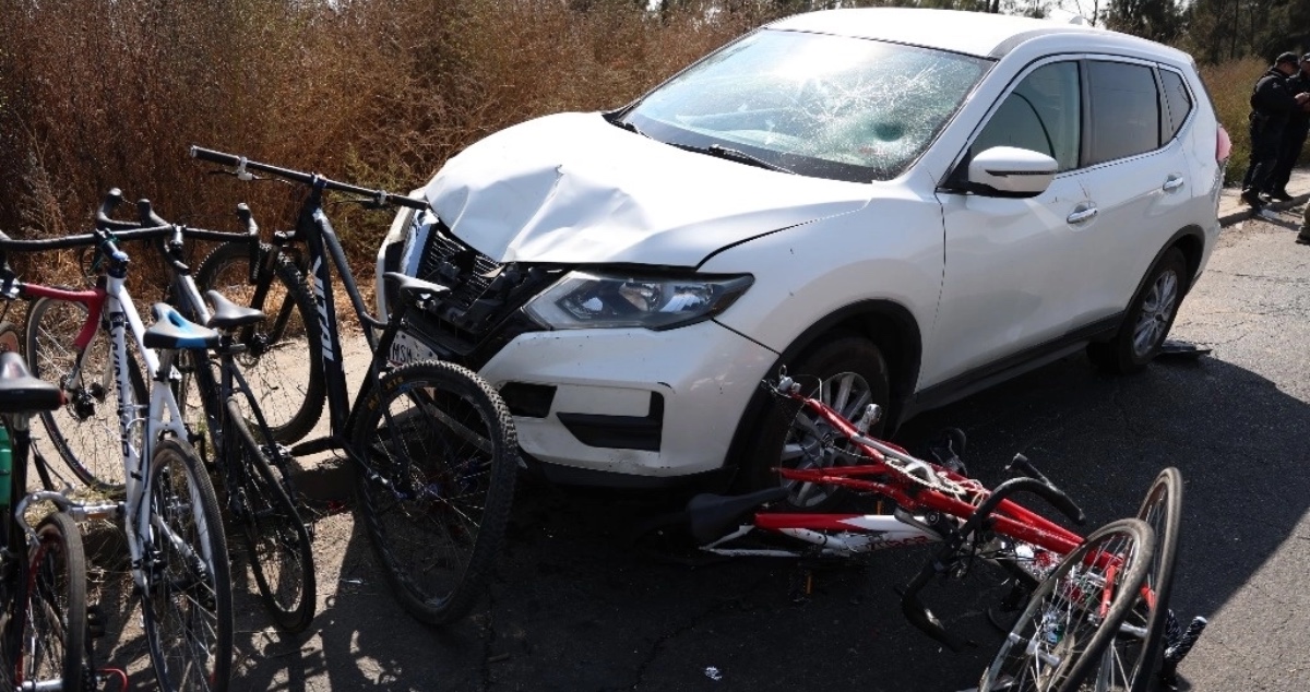 Automovilista atropella a 5 peregrinos en la autopista Peñón-Texcoco