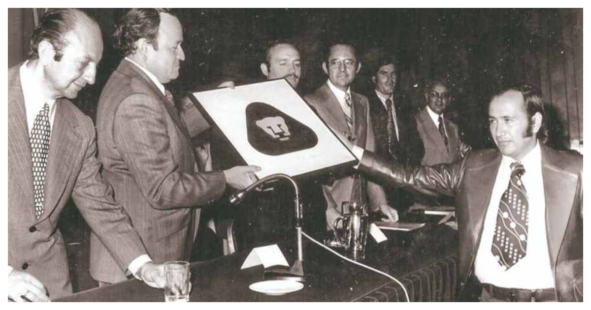 Manuel 'Pajarito' Andrade, creador del icónico escudo de Pumas.