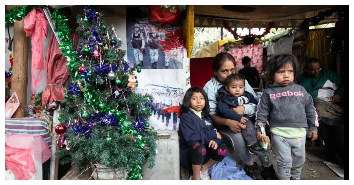 En la víspera de Navidad están resignados a no celebrar.