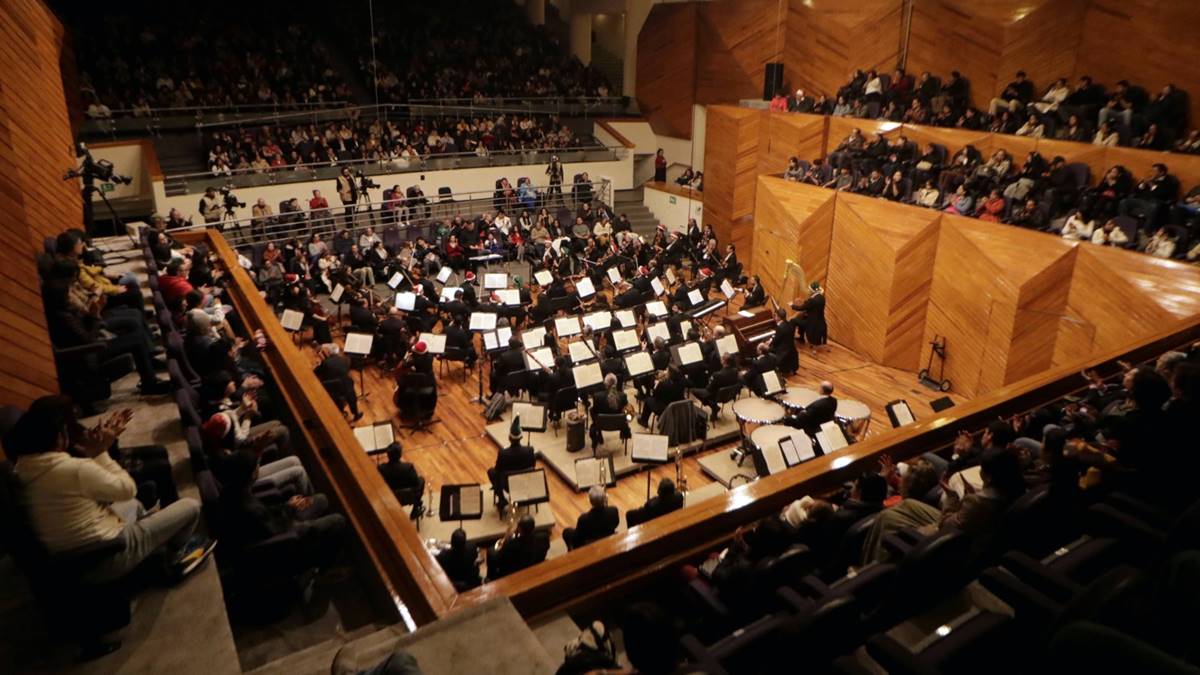 Orquesta Sinfónica del Estado de México realiza “Concierto de Navidad”