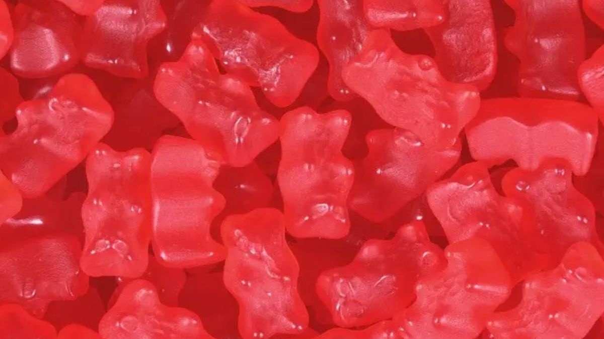 Prohíben colorante rojo en dulces y alimentos por su vinculación al cáncer